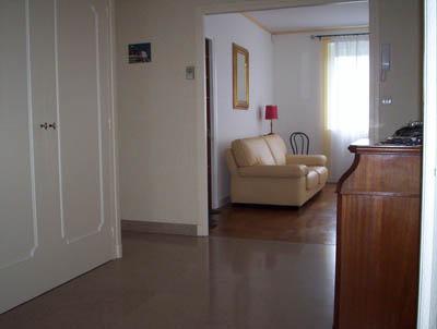 Hall d'entr�e/escalier rez-de-chauss�e