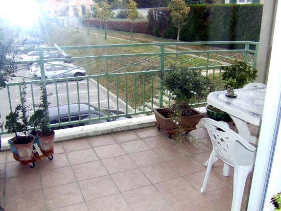 La terrasse, vue du salon.