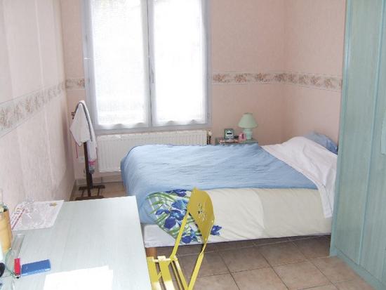 La chambre.