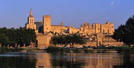 le Palais des Papes, un clic pour d�couvrir le Site de l'Association Cr�matiste de Vaucluses
